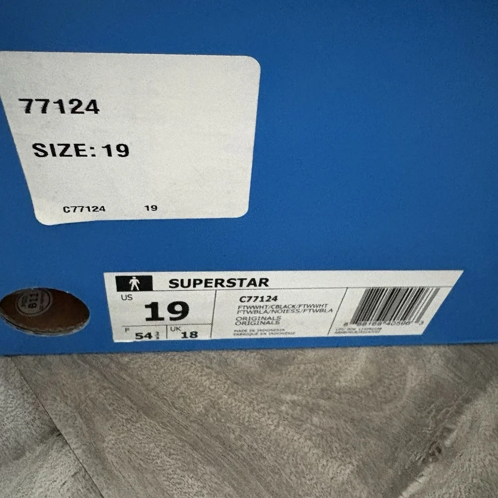 Adidas Superstar Men's size 19 custom large size NEW‎ in the box